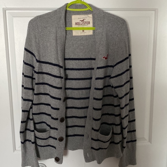 Grey and navy blue button up cardigan. Hollister. Size M. - Picture 3 of 4